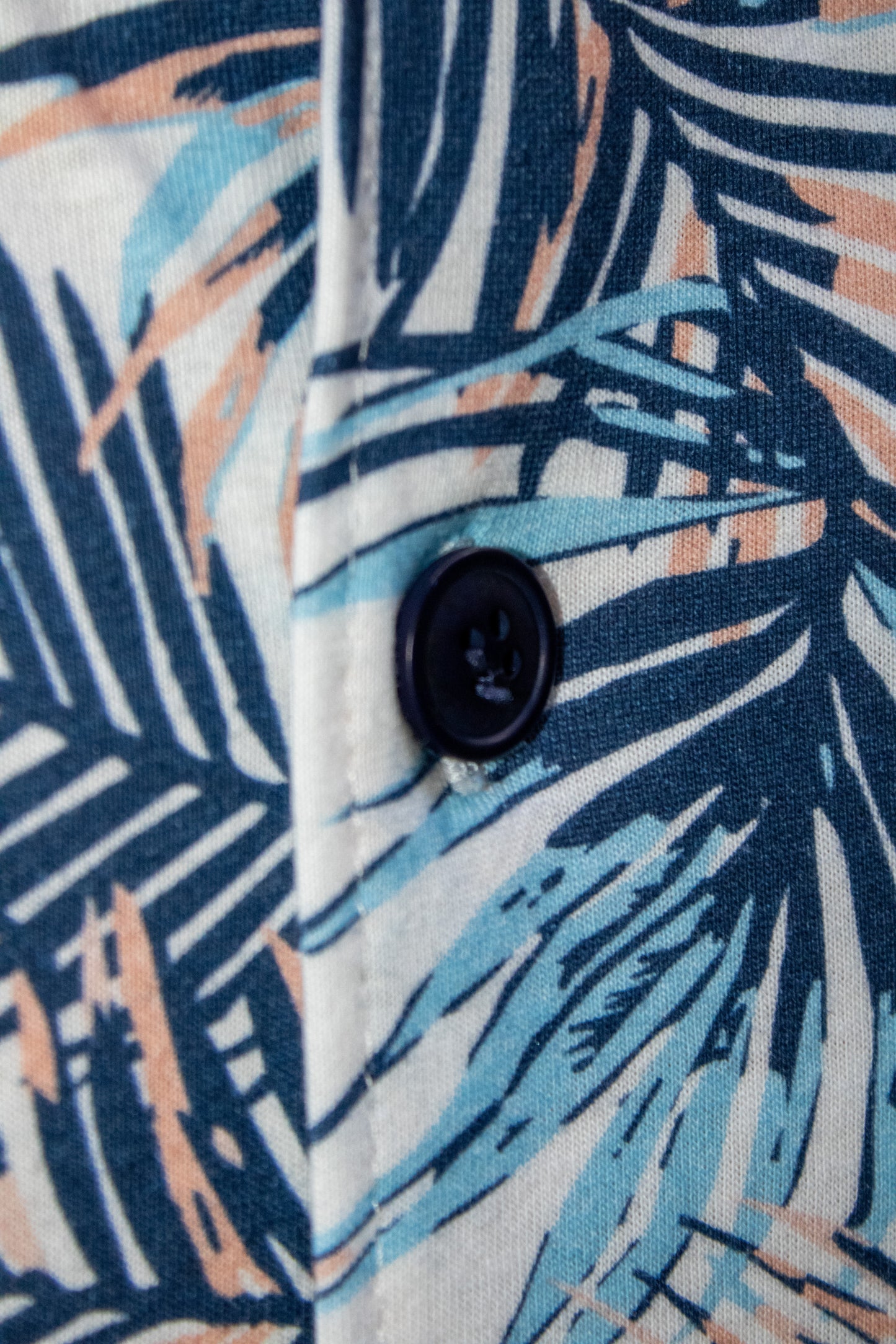 Camisa manga curta estampada palm leaf