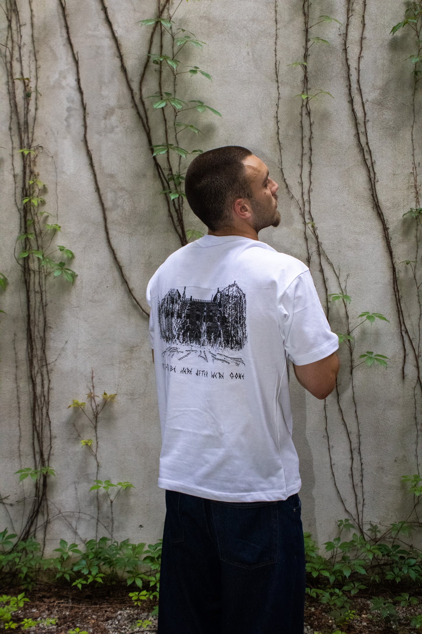 T-shirt branca Paço Abandonado