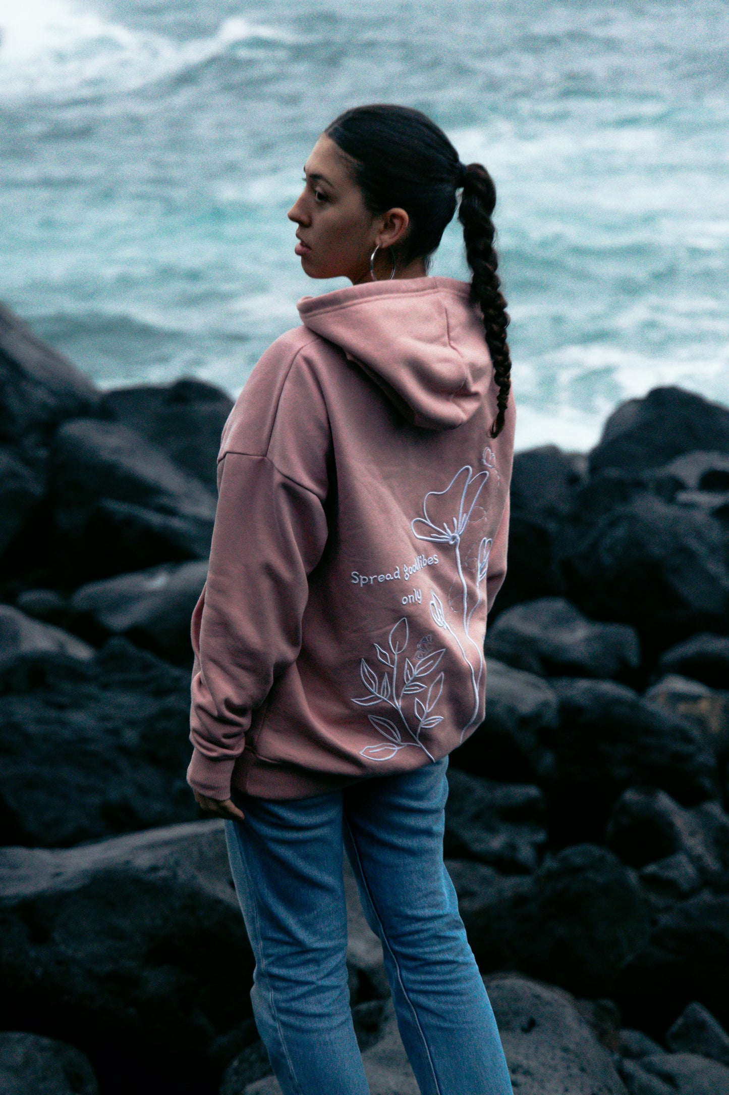 Hoodie oversize Good Vibes bordado - DILE