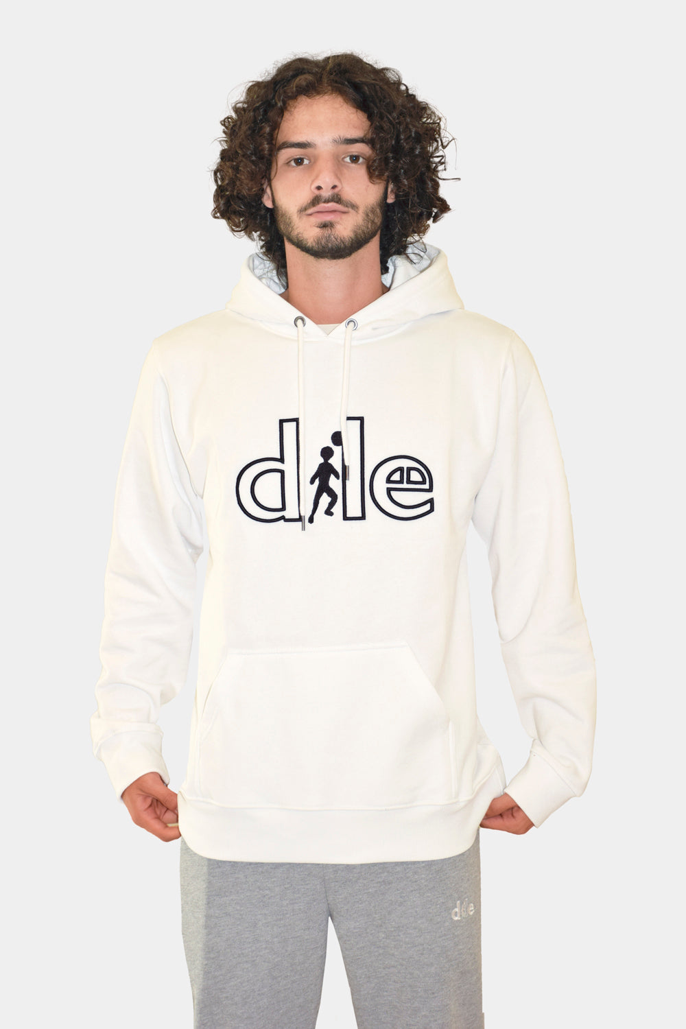 Hoodie logotipo bordado - dile