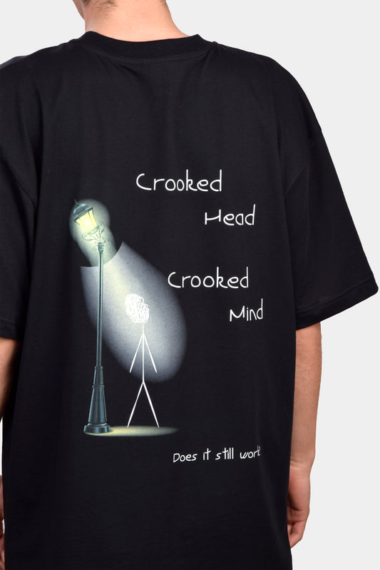 T-shirt oversize preta crooked mind - dile